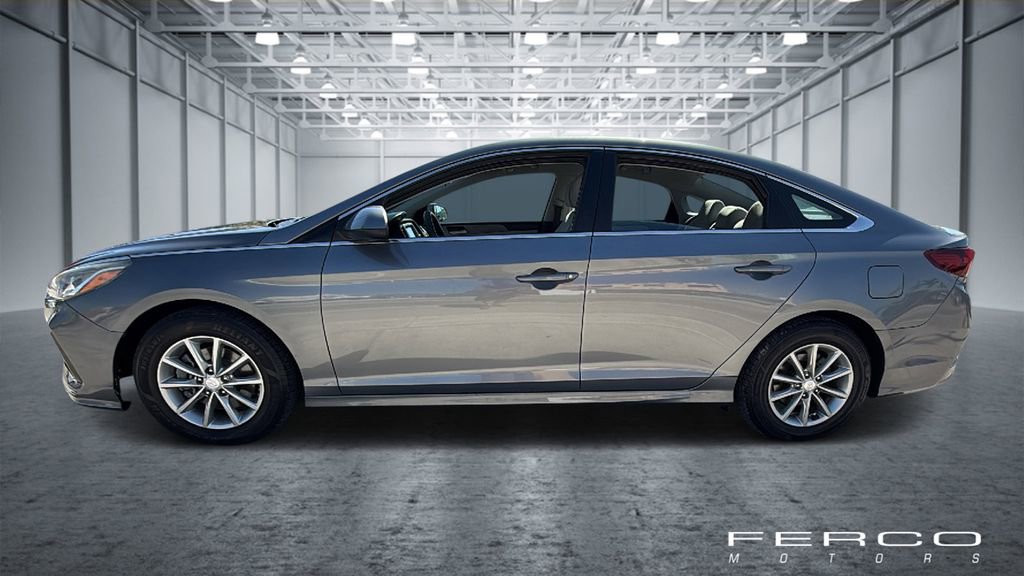 Used 2018 Hyundai Sonata SE image 2