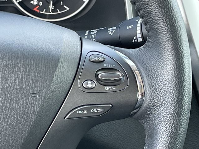 Used 2024 Nissan Murano SV w/ SV Midnight Edition Package FWD image 14