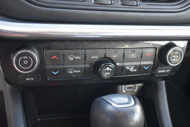 Used 2022 Jeep Compass Limited image 27