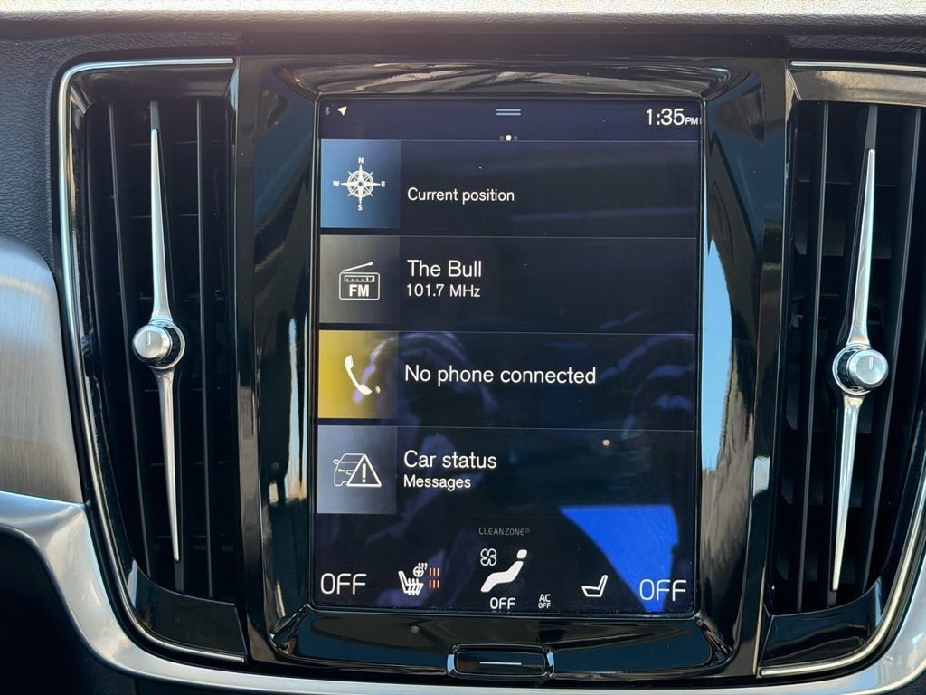 Used 2017 Volvo S90 T6 Momentum w/ Vision Package image 16