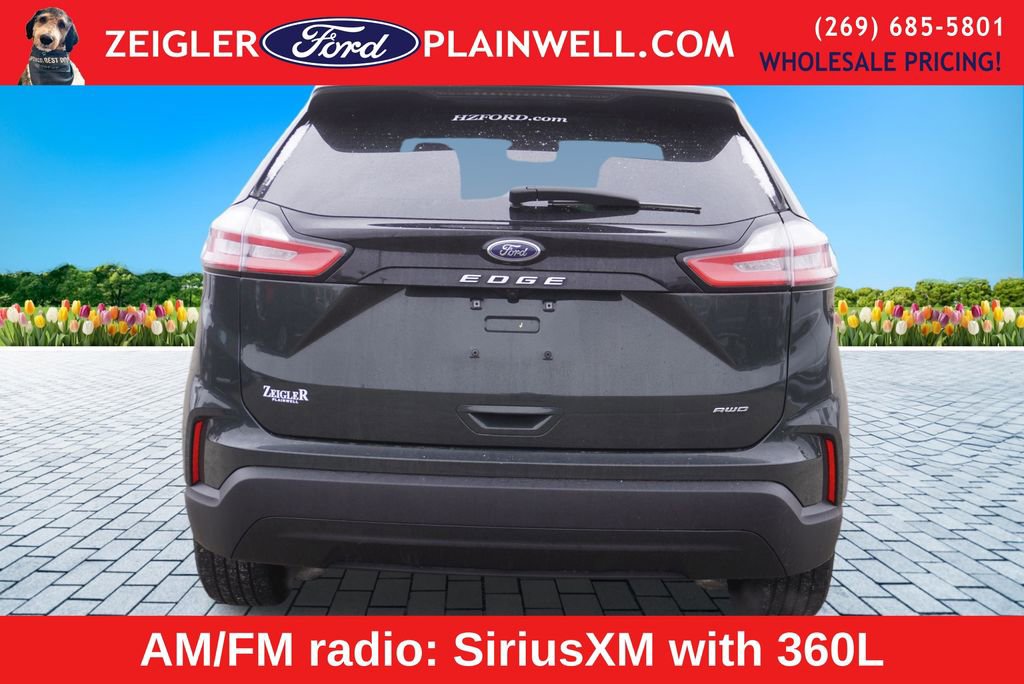 Used 2023 Ford Edge SE image 3