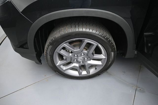 Certified 2023 Honda Passport EX-L image 37