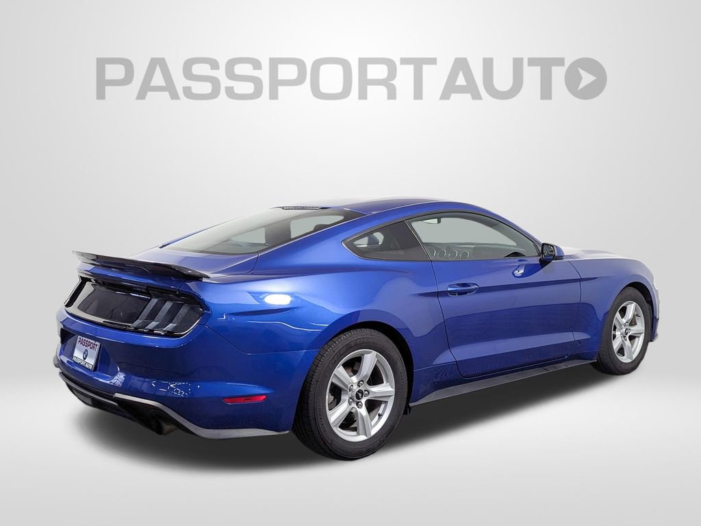 Used 2018 Ford Mustang EcoBoost image 7