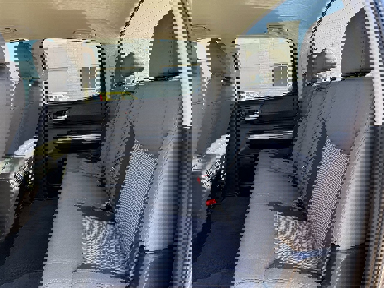 Used 2015 Toyota Tundra SR5 image 26