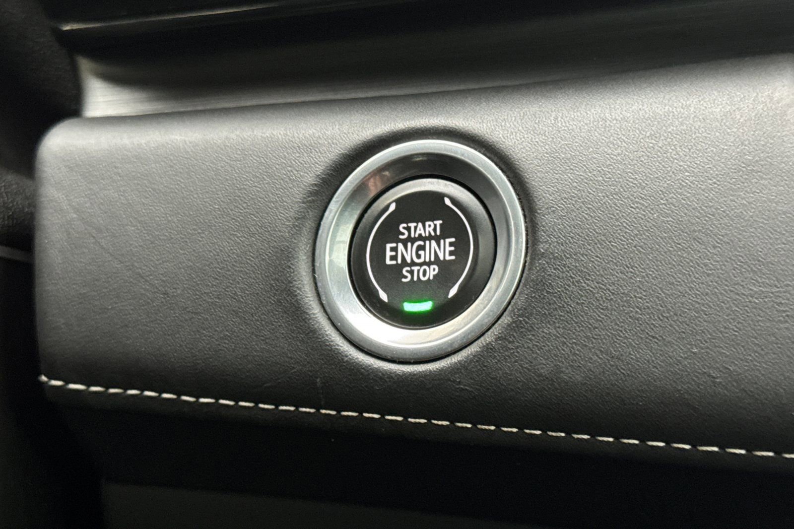 Certified 2021 Cadillac Escalade Sport Platinum w/ Heavy-Duty Trailer Package image 29