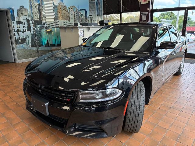 Used 2021 Dodge Charger SXT w/ Leather Interior Group image 6