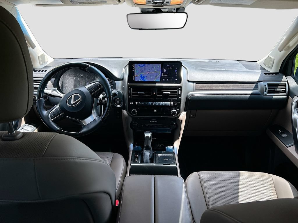 Used 2023 Lexus GX 460 Premium w/ Premium Plus Package AWD/4WD image 17