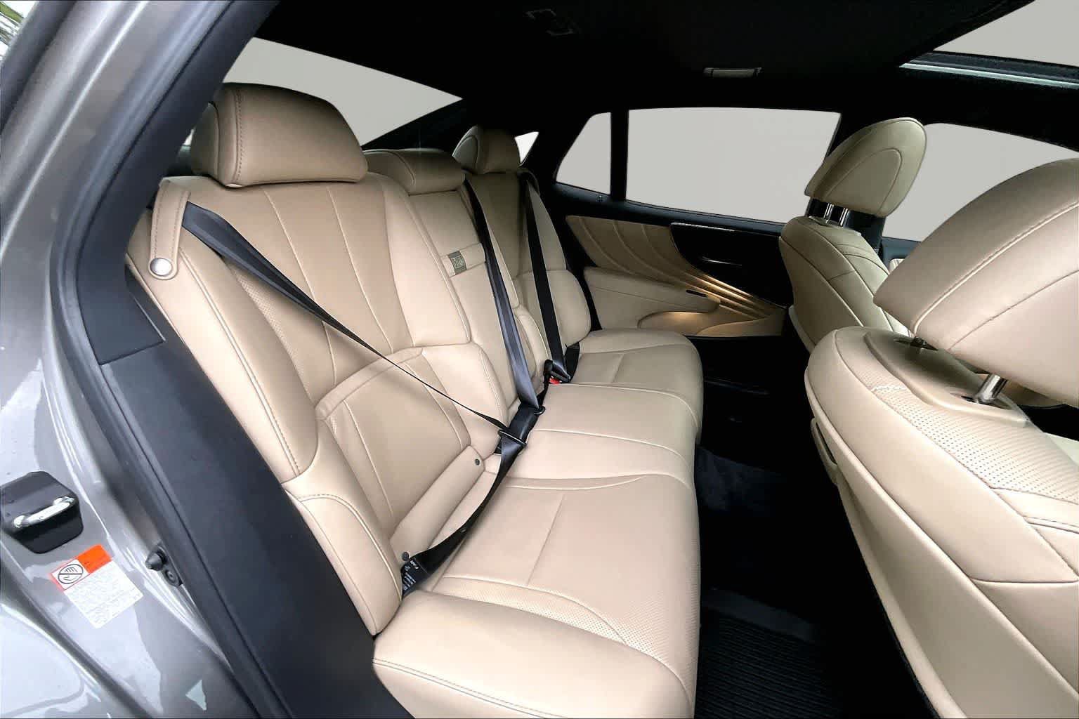 Used 2022 Lexus LS 500 AWD w/ Accessory Package (Z2) image 20