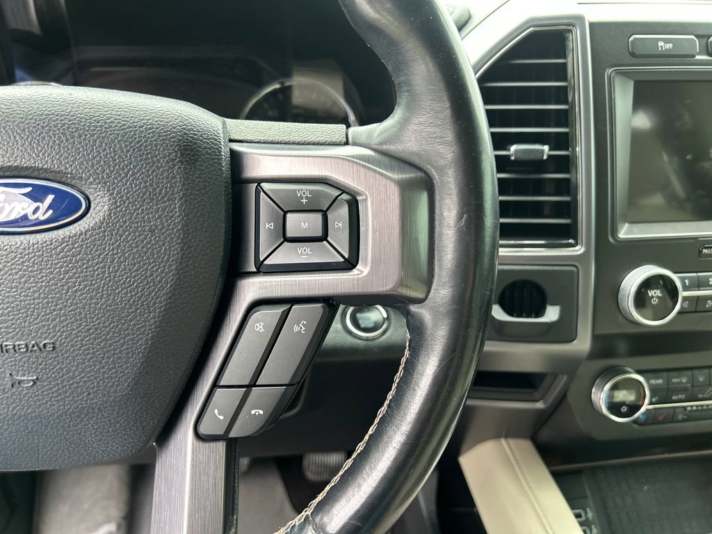 Used 2019 Ford Expedition Platinum RWD image 25