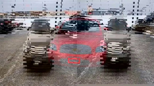 Used 2011 Chevrolet HHR LT image 3