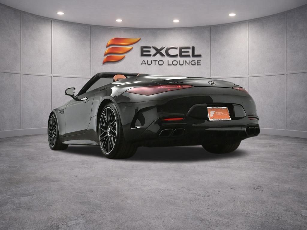 Used 2022 Mercedes-Benz SL 63 AMG 4MATIC w/ Driver Assistance Package image 58