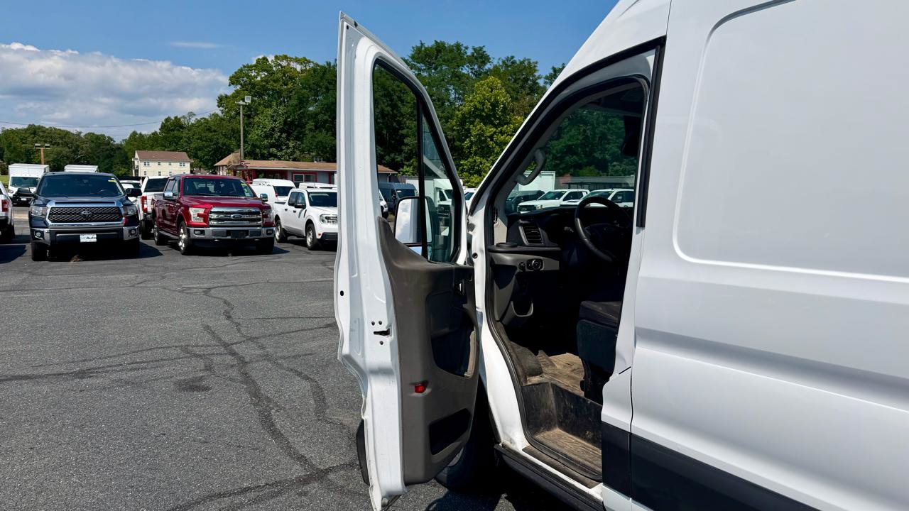 Used 2023 Ford Transit 250 148 High Roof w/ Exterior Upgrade Package RWD image 13