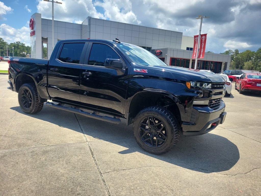 Used 2020 Chevrolet Silverado 1500 LT Trail Boss w/ Midnight Edition AWD/4WD image 9