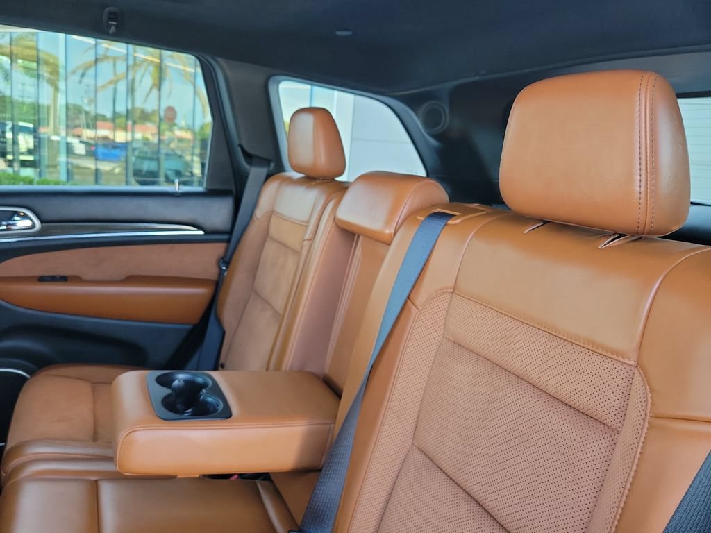 Used 2021 Jeep Grand Cherokee SRT AWD/4WD image 15