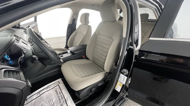 Used 2019 Ford Fusion S image 33