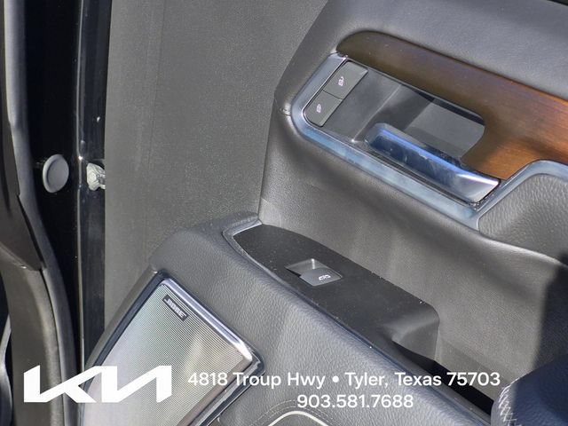 Used 2025 GMC Sierra 2500 Denali AWD/4WD image 16