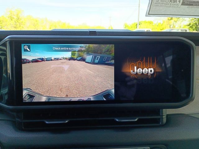 New 2026 Jeep Gladiator Sport AWD/4WD image 15