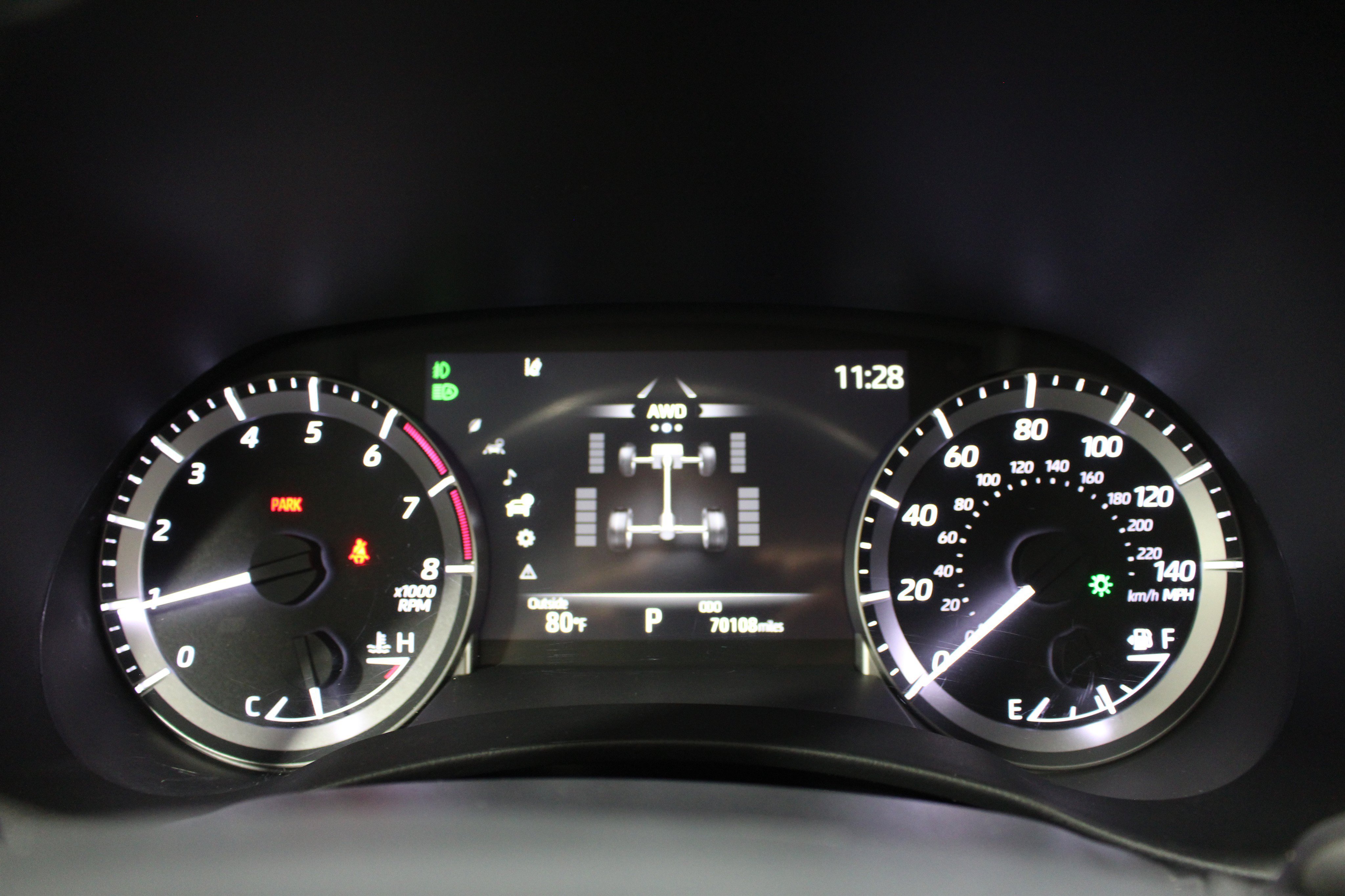 Used 2024 Toyota Highlander XLE AWD/4WD image 13