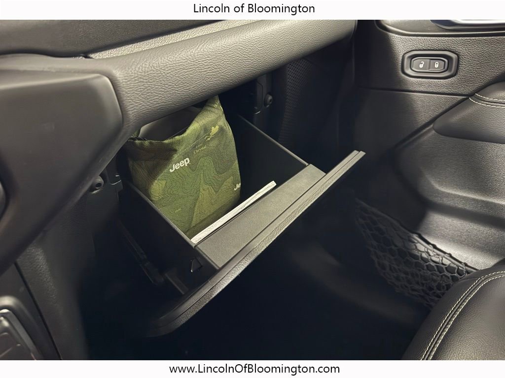 Used 2021 Jeep Wrangler Unlimited Sahara w/ Cold Weather Group image 67