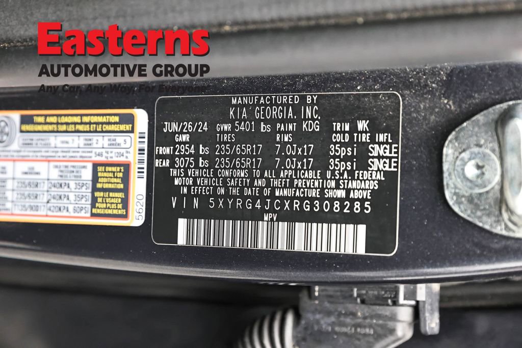 Used 2024 Kia Sorento LX FWD image 35