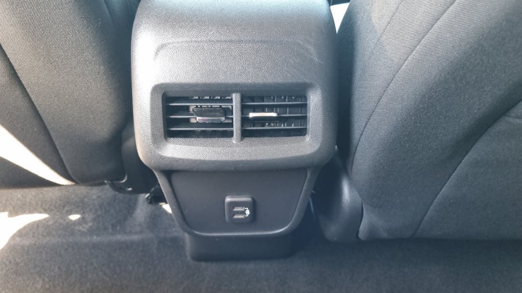 Used 2020 Chevrolet Equinox LS w/ LS Convenience Package FWD image 15