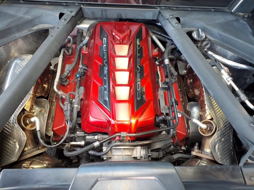 Used 2024 Chevrolet Corvette Stingray Preferred Cpe w/ Z51 Performance Package RWD image 29