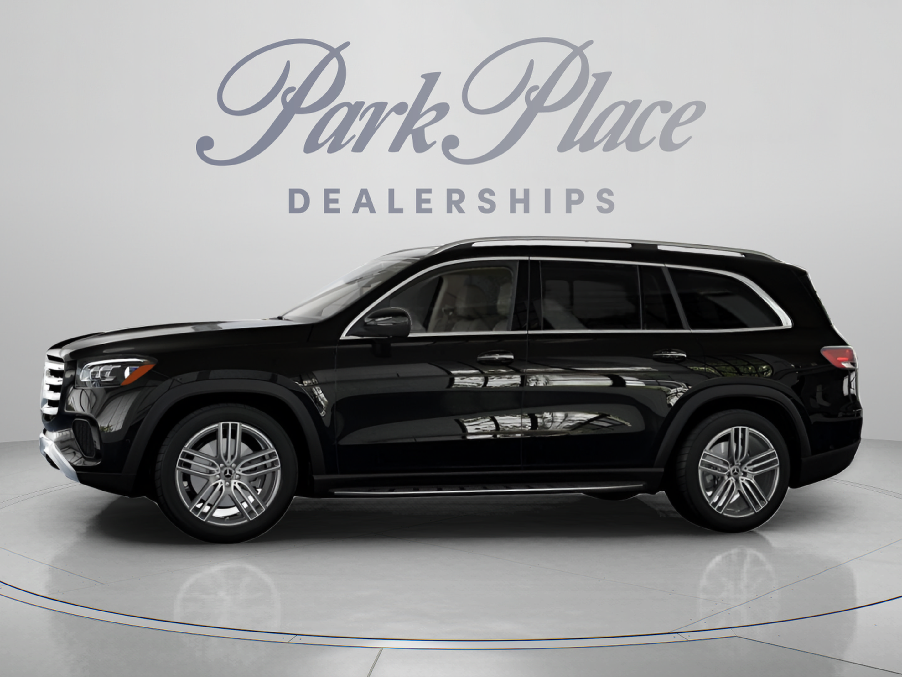 Used 2026 Mercedes-Benz GLS 450 4MATIC image 4