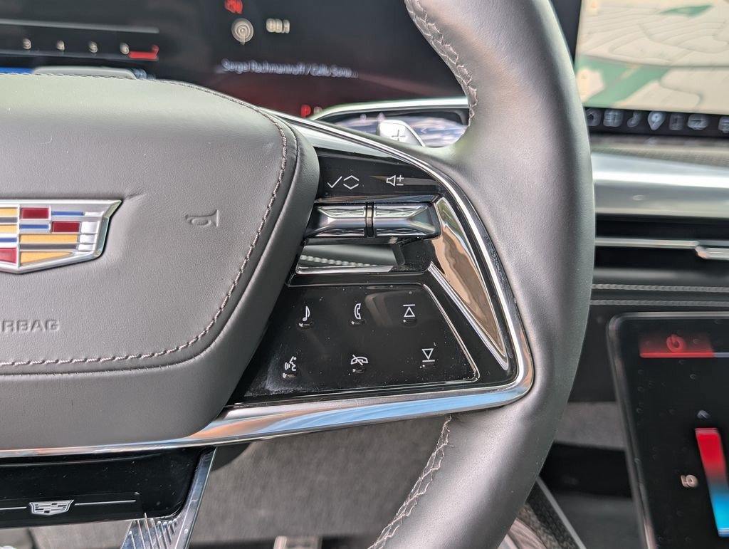 Certified 2025 Cadillac Escalade V AWD/4WD image 20