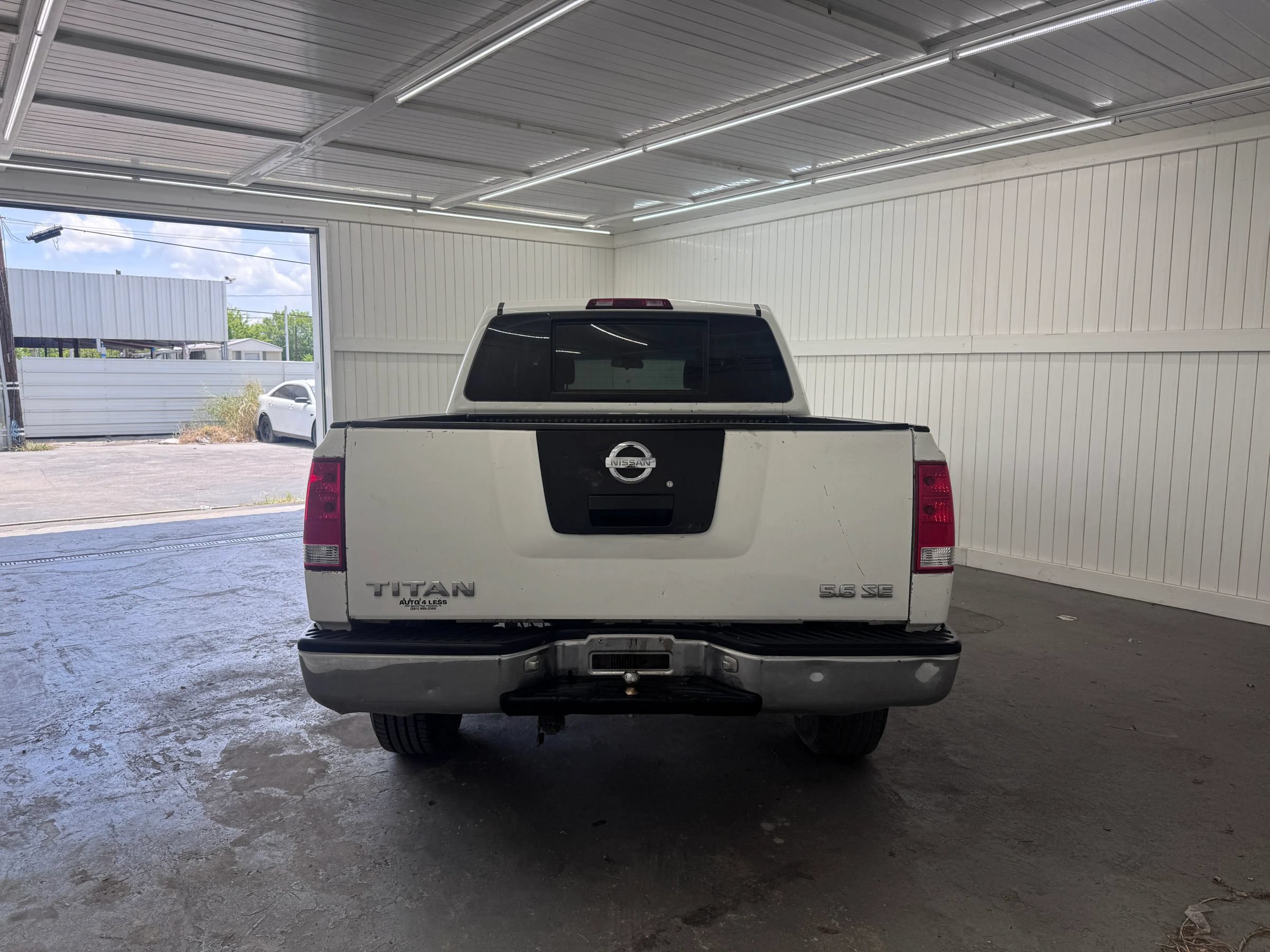Used 2006 Nissan Titan SE AWD/4WD image 6