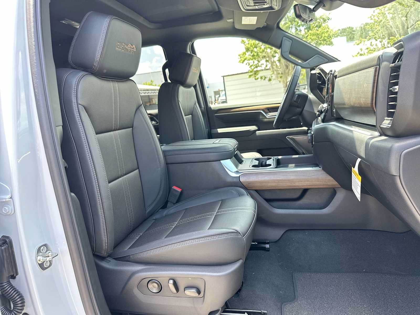 New 2026 Chevrolet Silverado 3500 High Country w/ High Country Premium Package AWD/4WD image 19