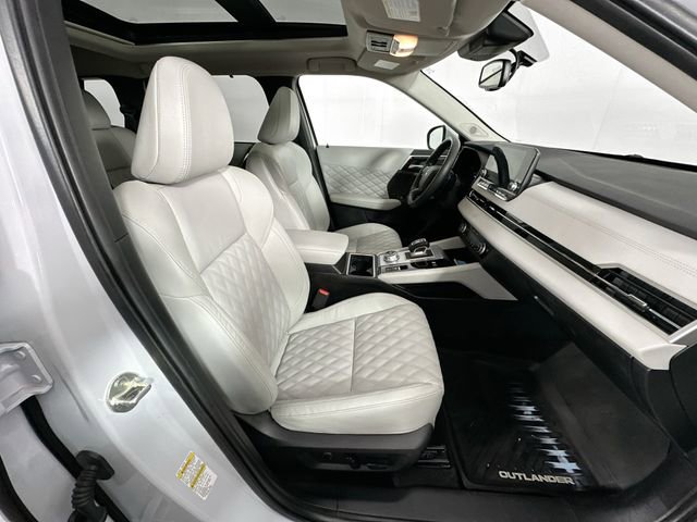 Used 2023 Mitsubishi Outlander SEL image 28
