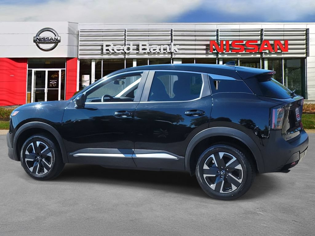 Used 2025 Nissan Kicks SV AWD/4WD image 5