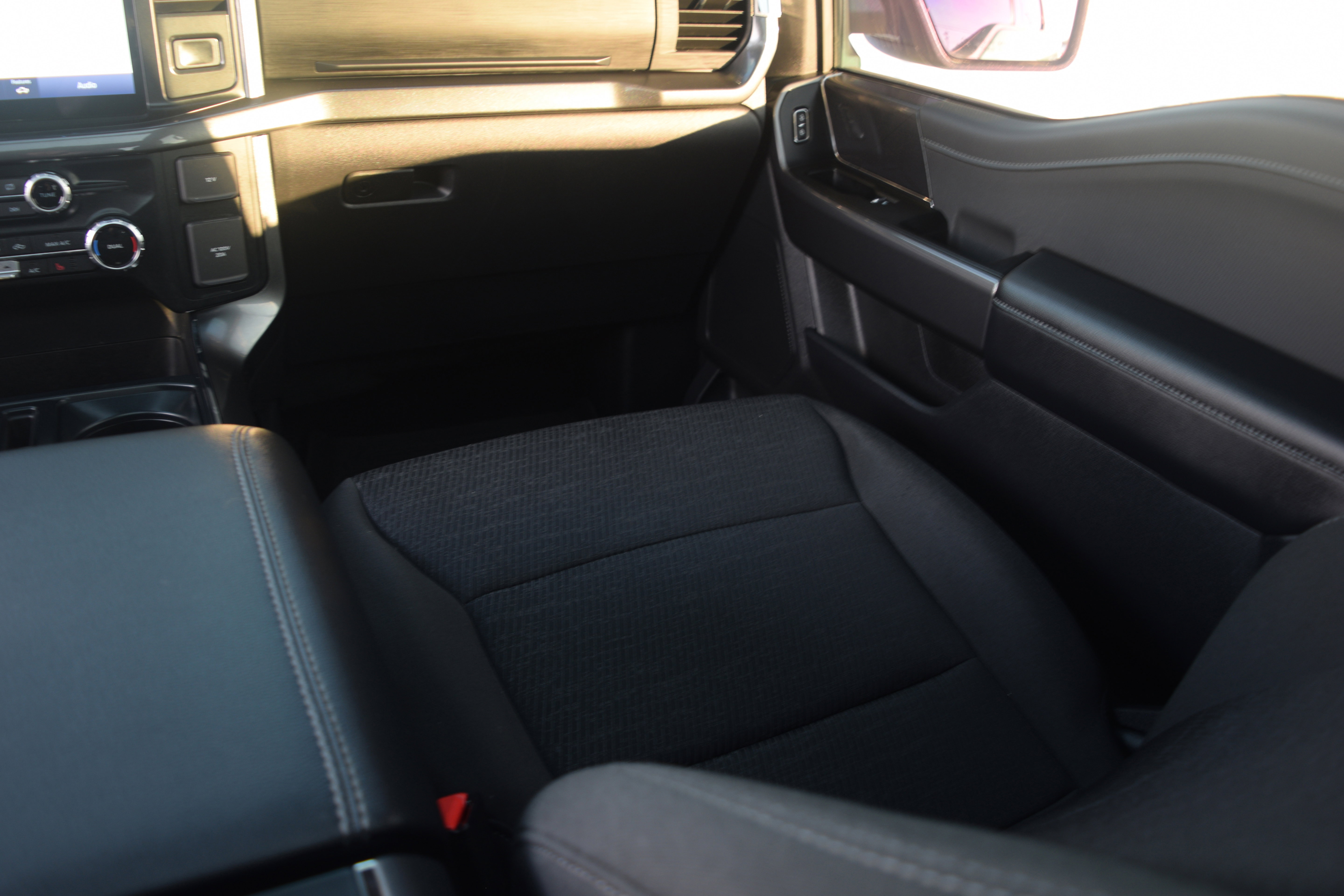 Used 2023 Ford F150 XLT w/ Equipment Group 302A High image 14