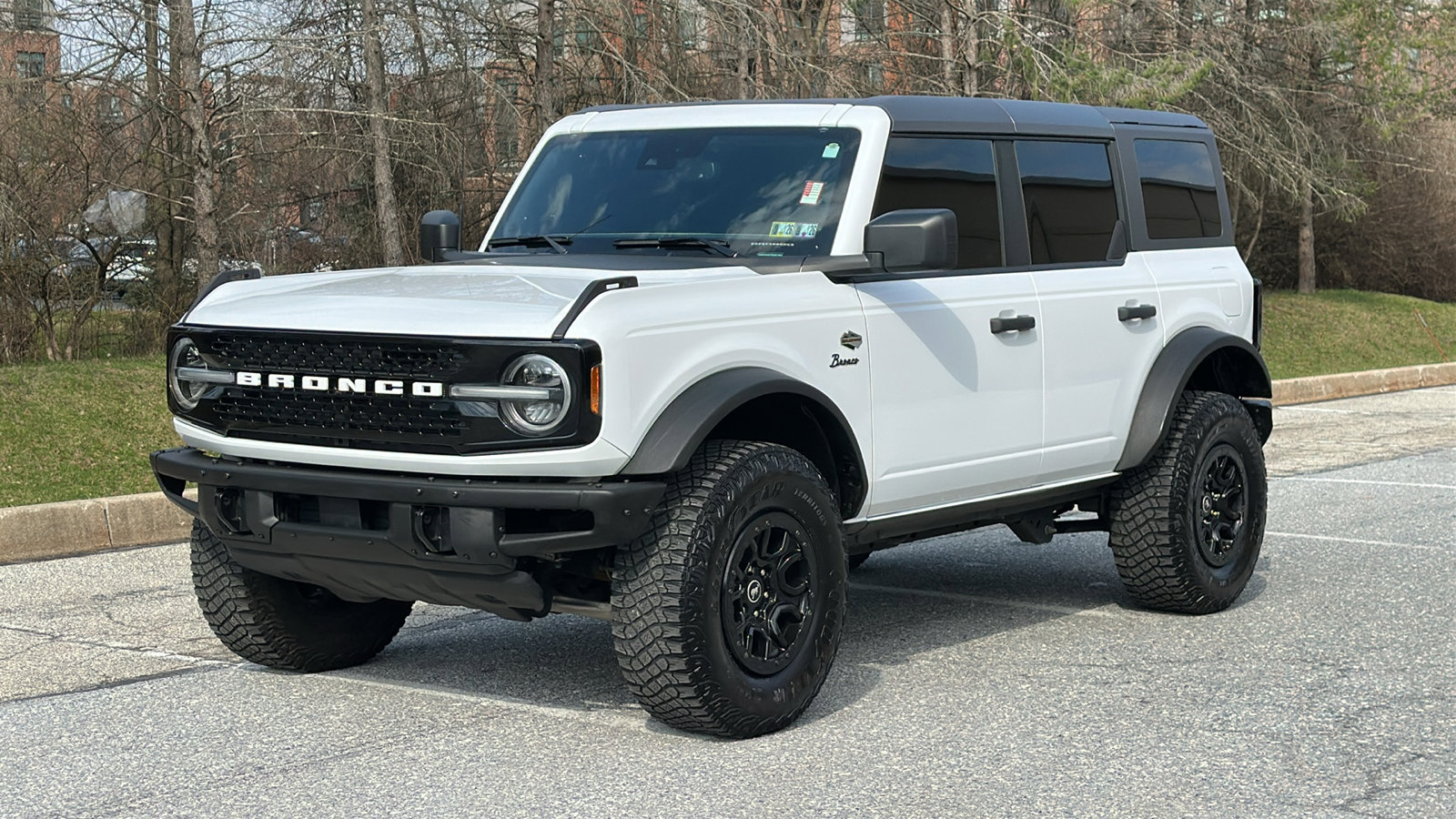 Used 2022 Ford Bronco Wildtrak AWD/4WD image 2