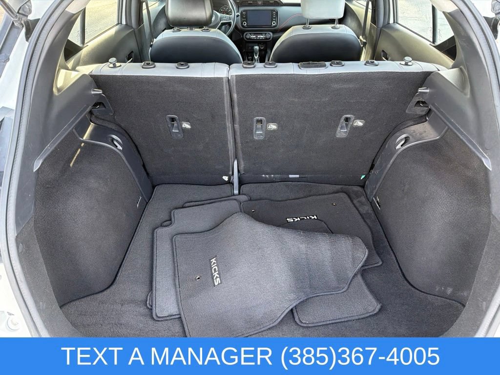 Used 2023 Nissan Kicks SR w/ SR Premium Package FWD image 10