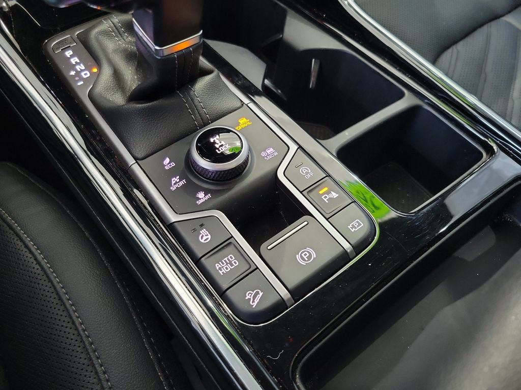 Certified 2024 Kia Sorento SX Prestige AWD/4WD image 28