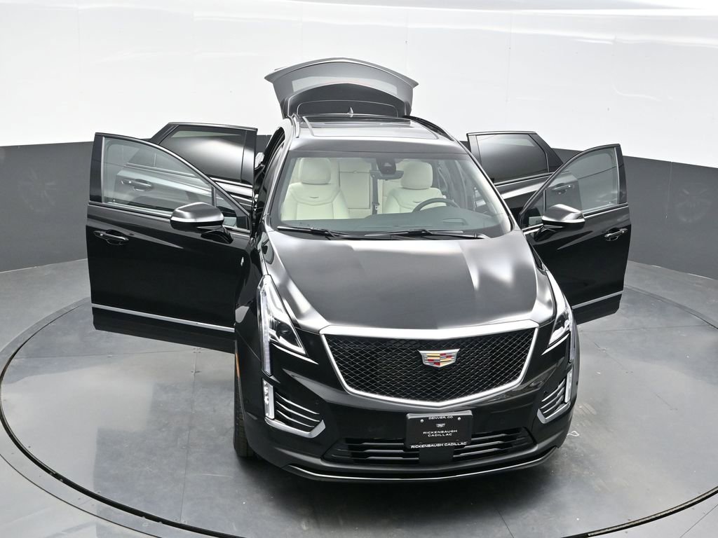 New 2026 Cadillac XT5 Sportv w/ LPO, Floor Liner Package AWD/4WD image 39