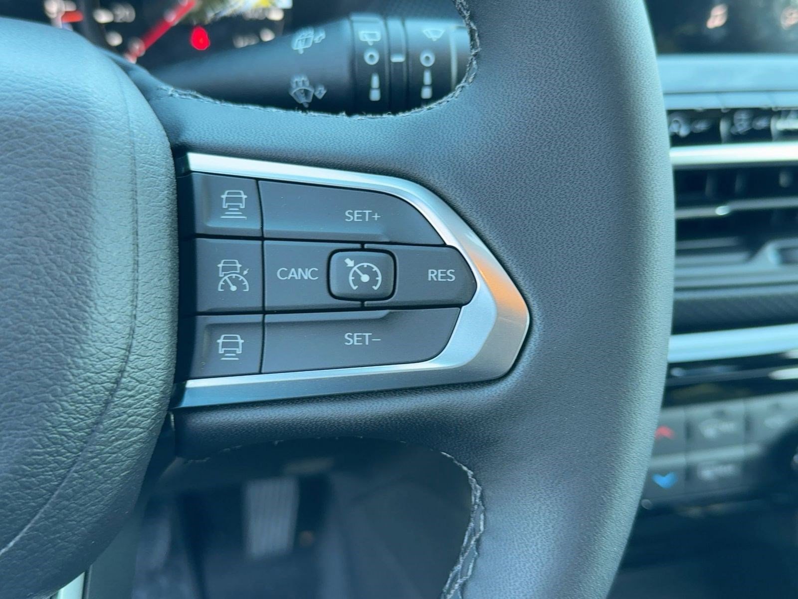 New 2026 Jeep Compass Latitude image 28