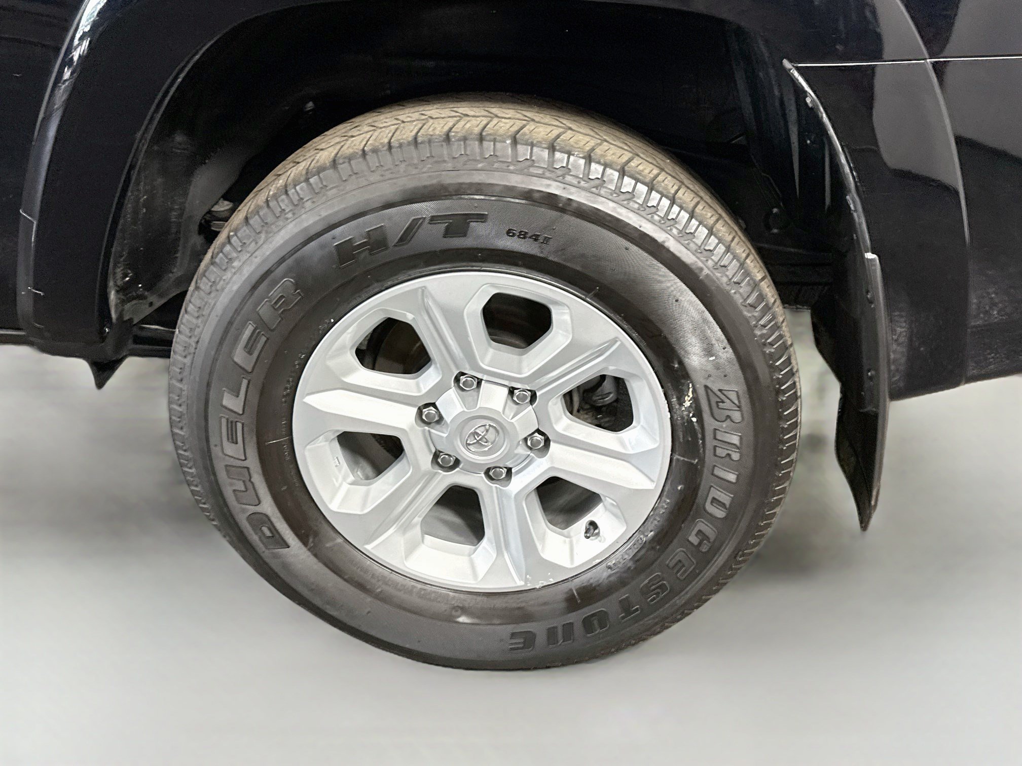 Used 2019 Toyota 4Runner SR5 Premium RWD image 36