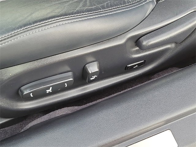 Used 2013 Lexus IS 250C w/ Luxury Pkg image 23