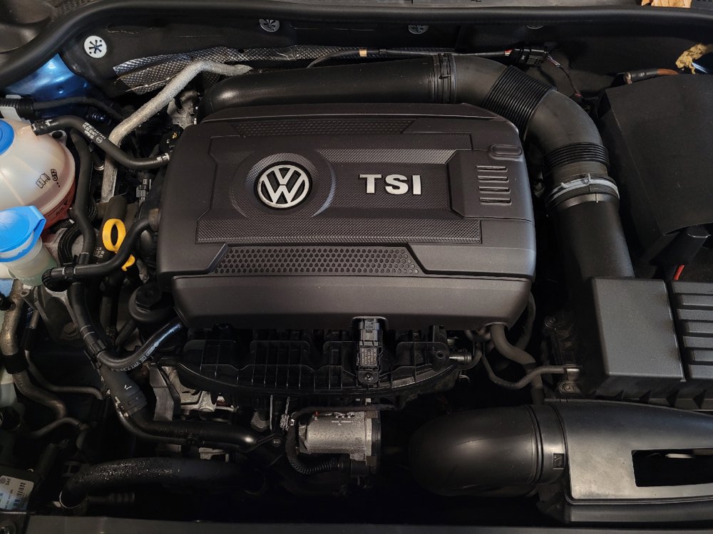 Used 2015 Volkswagen Jetta SE FWD image 30