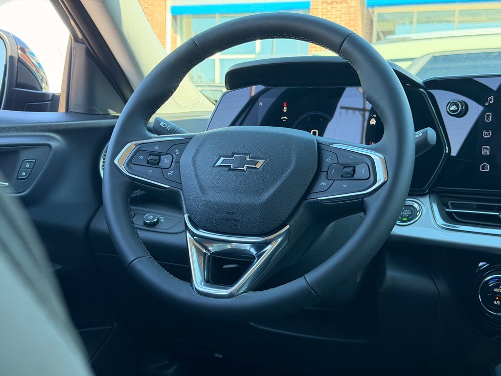 New 2026 Chevrolet Trax LT w/ Driver Confidence Package FWD image 37