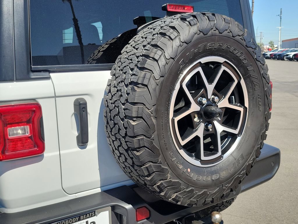 Used 2024 Jeep Wrangler Unlimited Rubicon w/ Safety Group image 28