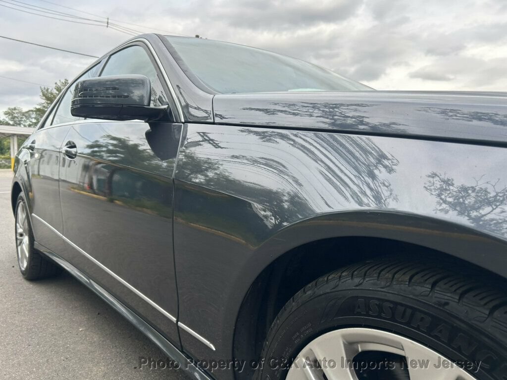 Used 2010 Mercedes-Benz E 350 4MATIC Sedan image 14