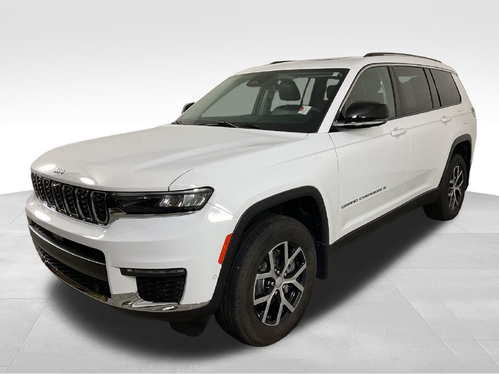 Used 2023 Jeep Grand Cherokee L Limited w/ Luxury Tech Group II AWD/4WD image 4