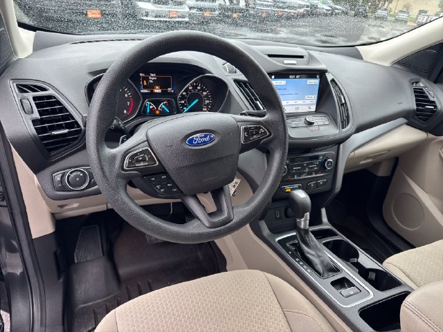 Used 2017 Ford Escape SE w/ Equipment Group 201A AWD/4WD image 13