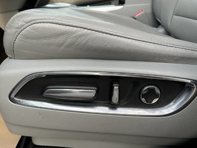 Used 2020 Acura MDX w/ Technology Package FWD image 23