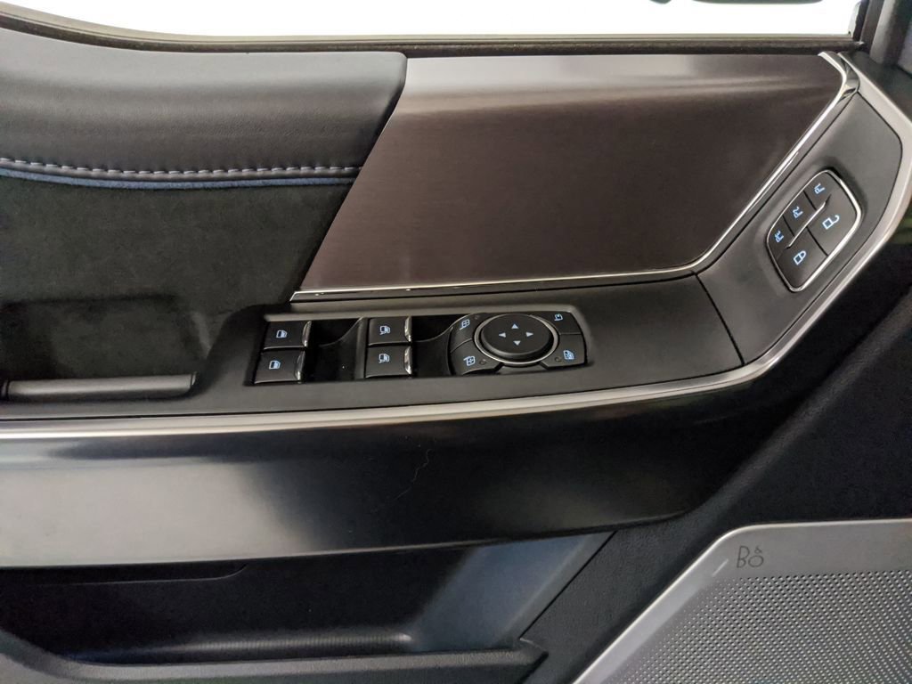 New 2025 Ford F150 Platinum w/ Equipment Group 702A High image 21