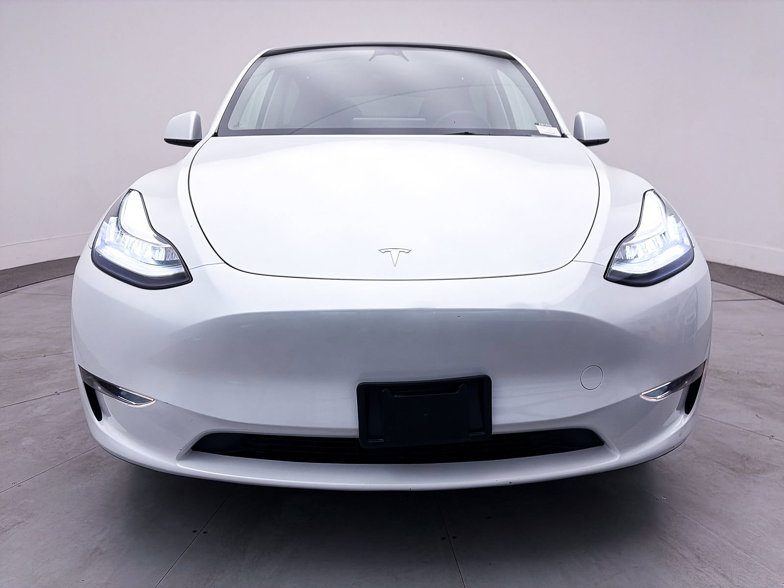 Used 2023 Tesla Model Y Long Range image 22