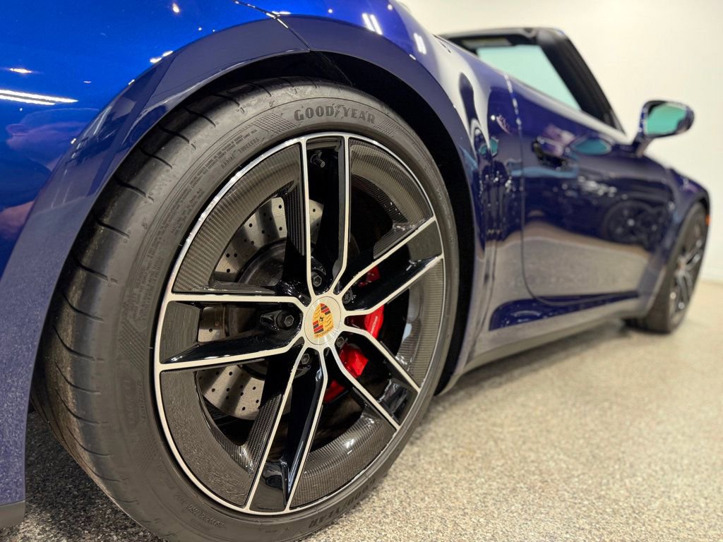 Used 2025 Porsche 911 GTS image 2